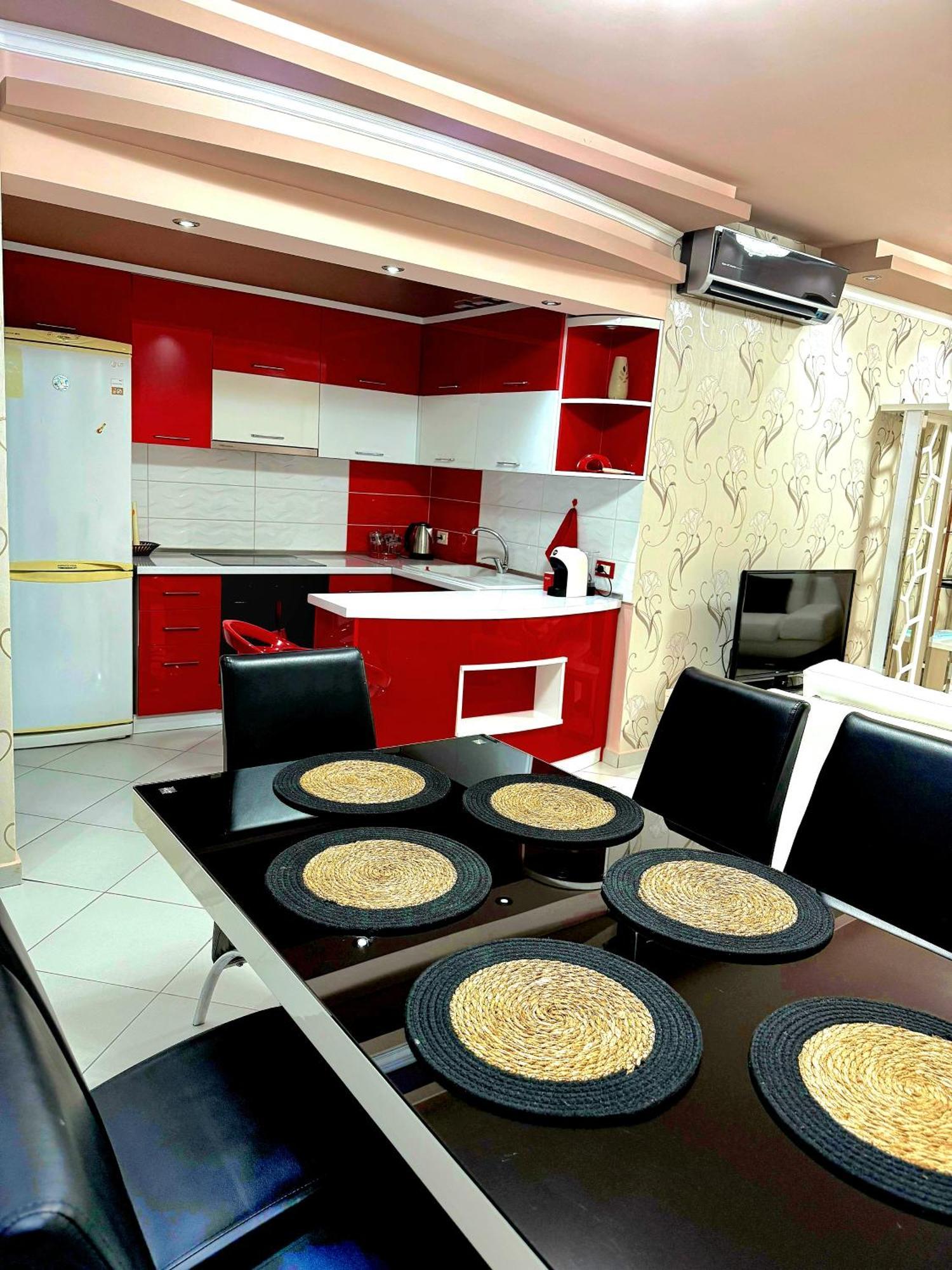 Amy'S Luxury Appartment Shkoder Exterior photo